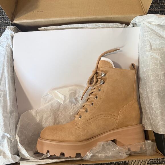 Marc Fisher Lucien Lace Up Boot Sz 6.5M